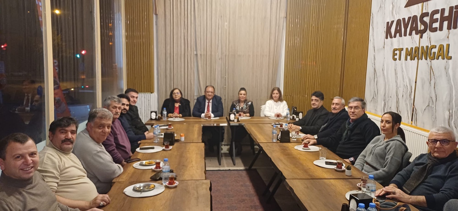 Nevşehir Dostlar Grubu, CHP İl Başkanı Bülent Yumuş ve İl Yönetimini Kayaşehir’de Ağırladı